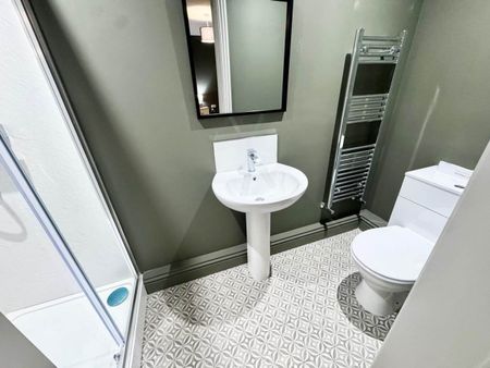 HADDON ROAD (Room 4), BURLEY, LEEDS - Photo 5