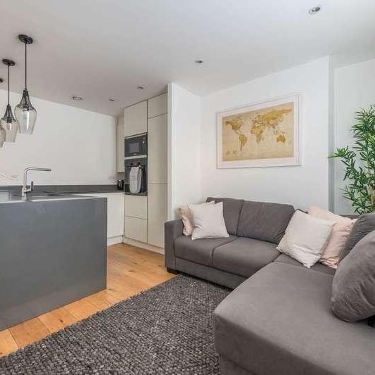 Brookfield Road, Victoria, E9 - Photo 1