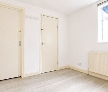 Hubbard Road, London, SE27 9PJ - Photo 5