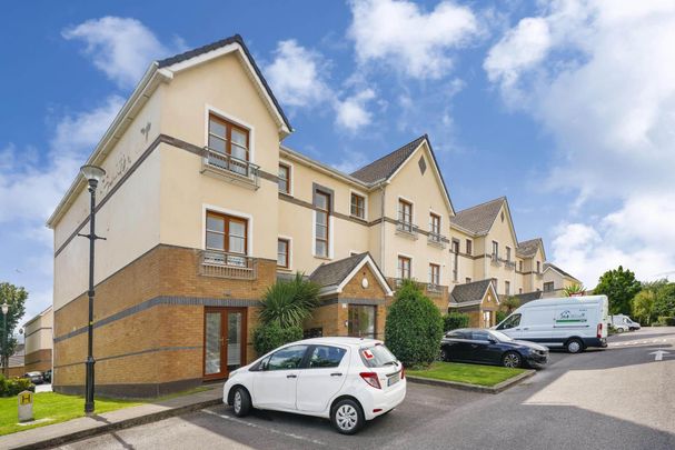 Marlfield Lawn, Kiltipper, Dublin 24 *** 3 MONTH LEASE ONLY *** - Photo 1