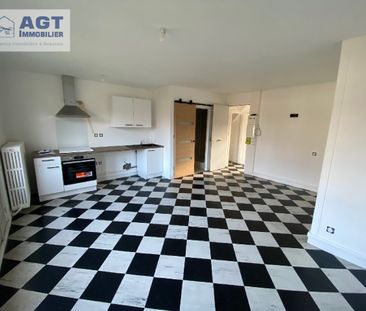 Location Appartement 1 pièce 25m² BEAUVAIS 60000 - Photo 2