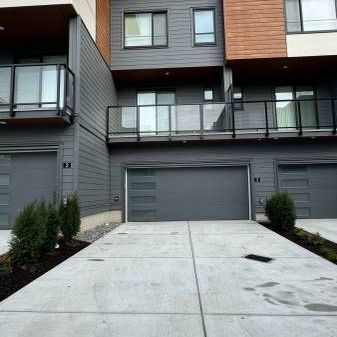 4 bed 3.5 bath brand new townhouse - Photo 3