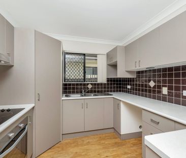 Modern Family Home in Sough after Douglas! - Photo 3