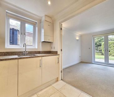 2 bedroom maisonette to rent - Photo 6