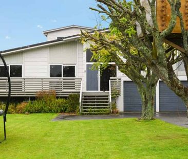 Spacious Family Living in Horotiu - Photo 4