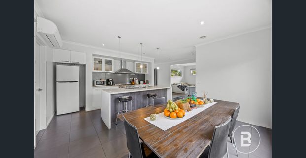 A HOME THAT TICKS ALL THE BOXES - Photo 1