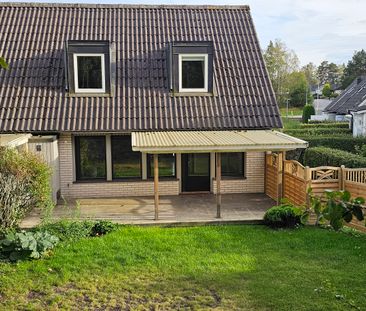Lingonvägen, Oxelösund - Photo 1