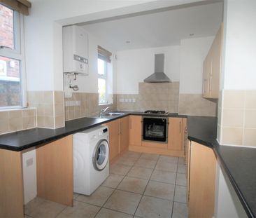 3 Bedroom House To Rent - Photo 2