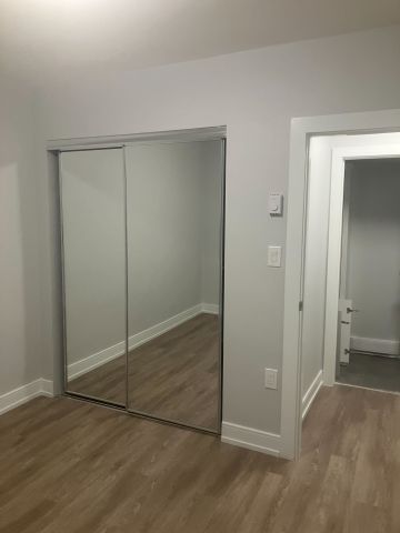 For Lease - 97 Twelfth Street Unit# Main Floor, Toronto, Ontario - Photo 2