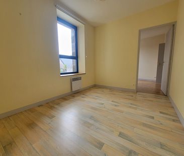 Location Appartement 4 pièces 74m² - Photo 3