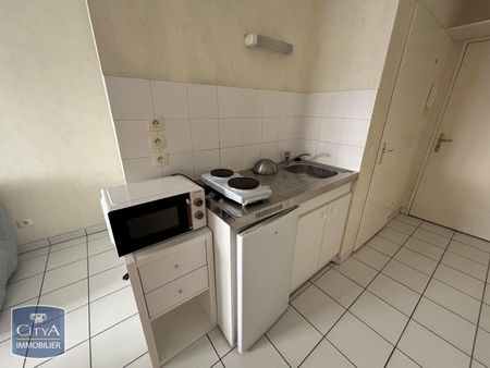 Location Appartement 1 pièce 20m² LE HAVRE 76600 - Photo 3