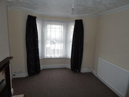 3 bedroom terraced house to rent - Photo 4