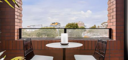 2 Bed 2 Bath with Study - Unfurnished - Photo 5