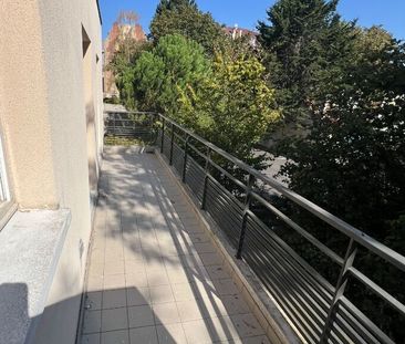 Location Appartement 3 pièces 74m² - Photo 3