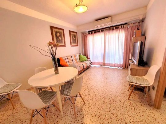 Apartamento de alquiler en De Legazpi, 23, Playa de Gandia - Photo 1