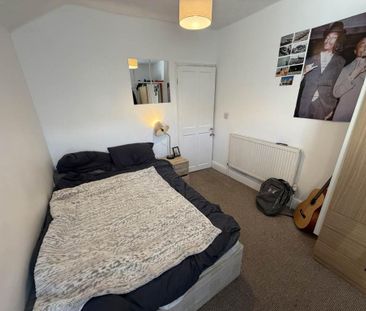 4 bedroom house to rent - Photo 3