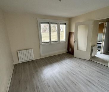 Location Appartement 1 pièce 36m² GRANVILLE 50400 - Photo 1