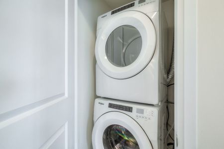 For Lease - 35 Watergarden Drive Unit# 1520, Mississauga, Ontario - Photo 2