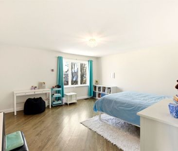 Maison à étages à louer - Brossard (Noms de rues (R)) - Photo 3