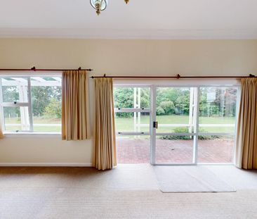 Westmere - 4 Bedrooms - Photo 6