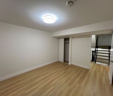 For Lease - 23 Beardmore Crescent, Toronto, Ontario - Photo 2