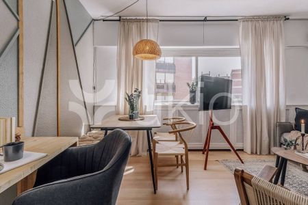 2 room luxury Apartment for rent in Madrid, Community of Madrid - Photo 5