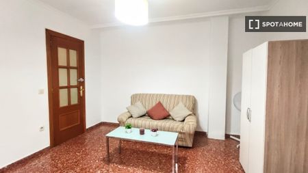 valencia, Valencian Community 46100 - Photo 2