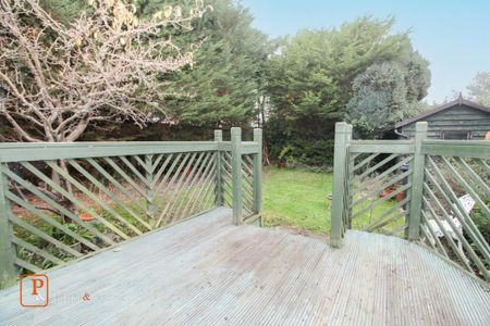 4 bedroom bungalow to rent - Photo 5