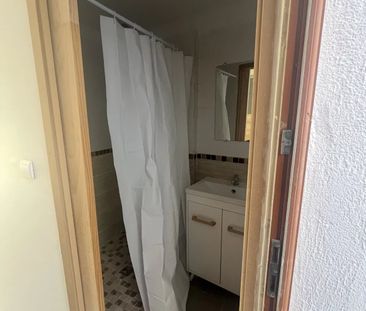Location Appartement 1 pièce 19m² MARSEILLE 11ème - Photo 3