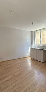 Location Appartement 1 pièce 32m² - Photo 3