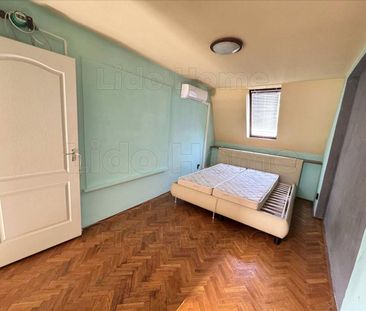 Kiadó átlagos állapotú lakás - Győr - Fotó 5