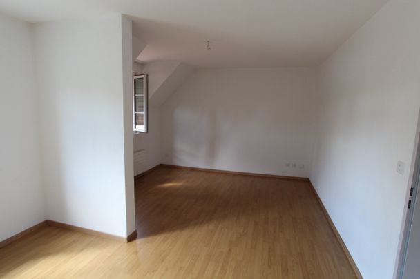 Zu vermieten 3.5 Z-Wohnung mit eigene Waschmaschine und Trocknungsraum in Grenchen - Photo 1