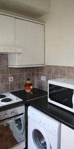 Flat 3, 207 HYDE PARK ROAD Leeds - LS6 1AH - Photo 3