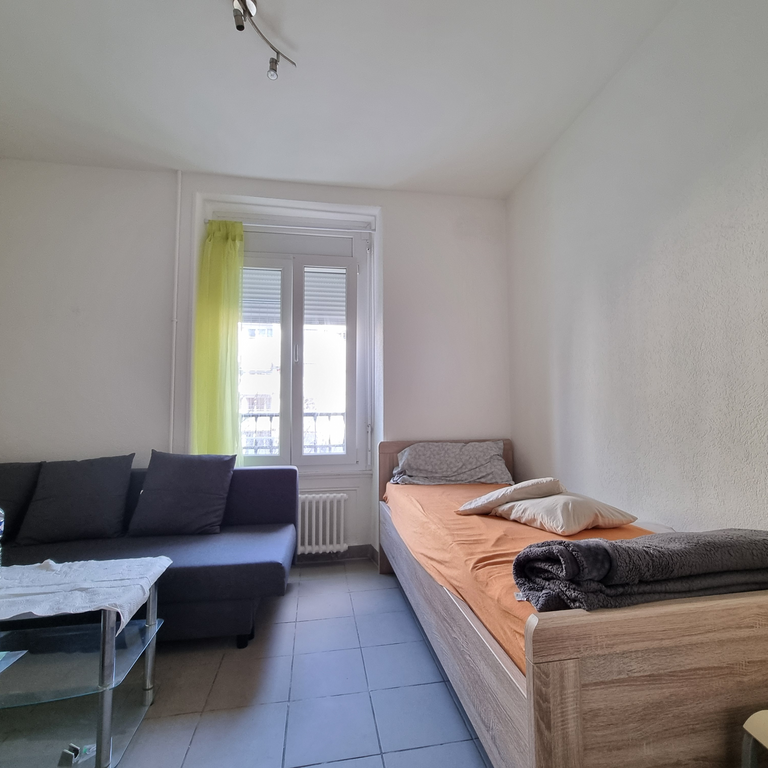 1.5 Zimmer, 14 m², 2. Stock - Photo 1