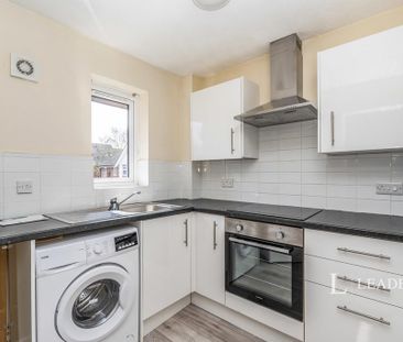 2 bedroom flat to rent - Photo 3