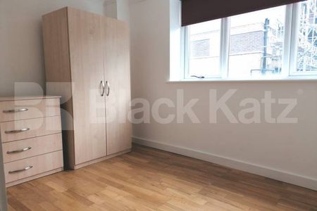 Boasting size, quality & location - Photo 2
