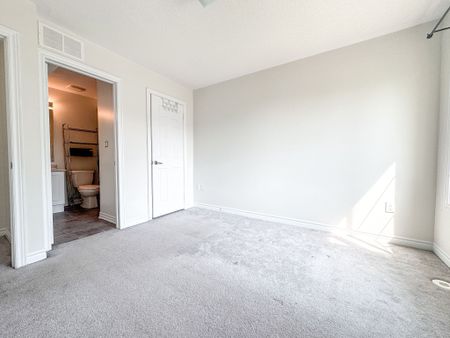 For Lease - 200 Veterans Drive Unit# 155, Brampton, Ontario - Photo 2