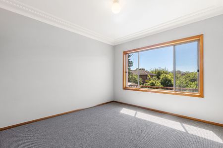 13 Pine Avenue, Brookvale - Photo 2