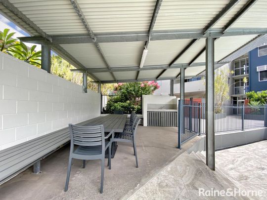 Exceptional Living in Toowong: Stylish Apartment with Pool, Gym, and Modern Amenities! - Photo 1