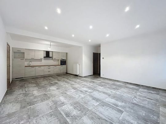 Appartement te huur - Photo 1