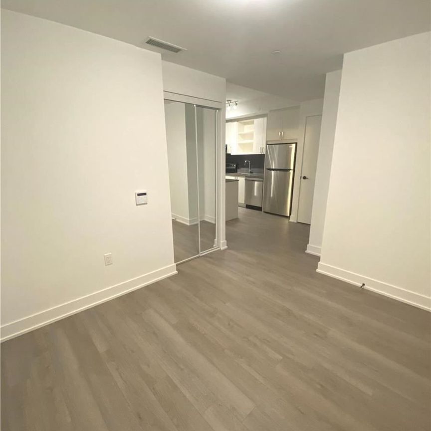 For Lease - 60 George Butchart Drive Unit# 516, Toronto, Ontario - Photo 1