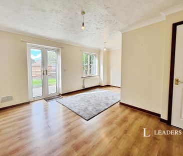 2 bedroom house to rent Honeysuckle Way, Spalding, Lincolnshire, PE11 - Photo 2