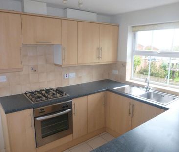 3 bedroom semi-detached house to rent - Photo 6