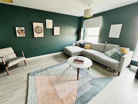 3 bedroom apartment to rent - Photo 2