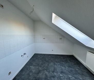 3 Zimmer Dachgeschosswohnung sucht Euch! - Photo 1