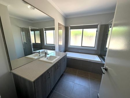 NEW IMMACULATE BUILD - Photo 5