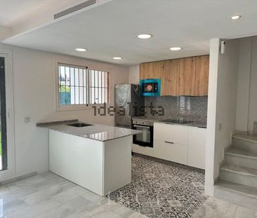 Alquiler de chalet adosado en Avenida Palmeras de Baviera, 2 e - Photo 3