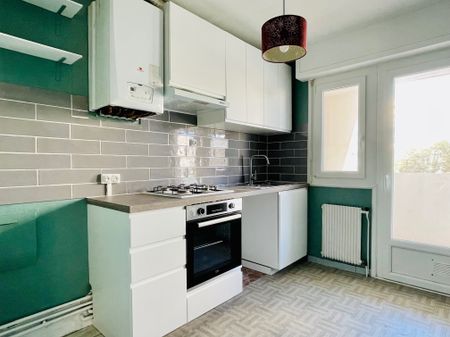 Location Appartement 4 pièces 67m² LA GRANDE MOTTE 34280 - Photo 3