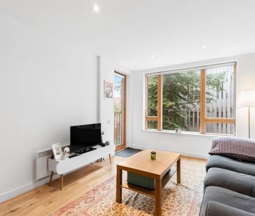 2 bedroom flat to rent - Photo 6