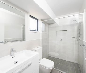 Stylish 2 Bedroom House - Photo 6